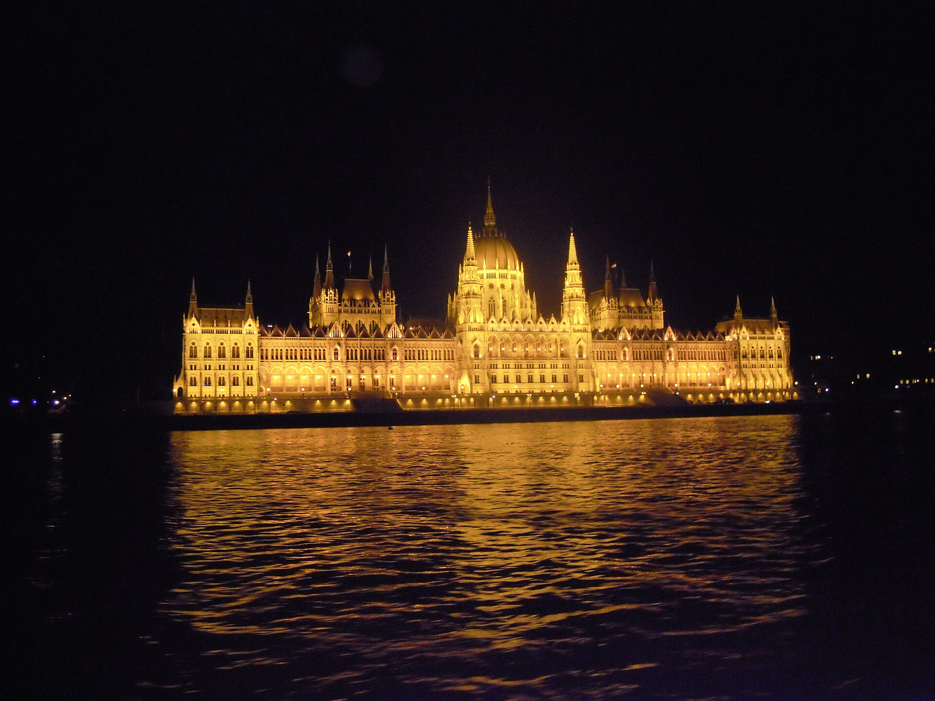 Budapest parliament Danube night
