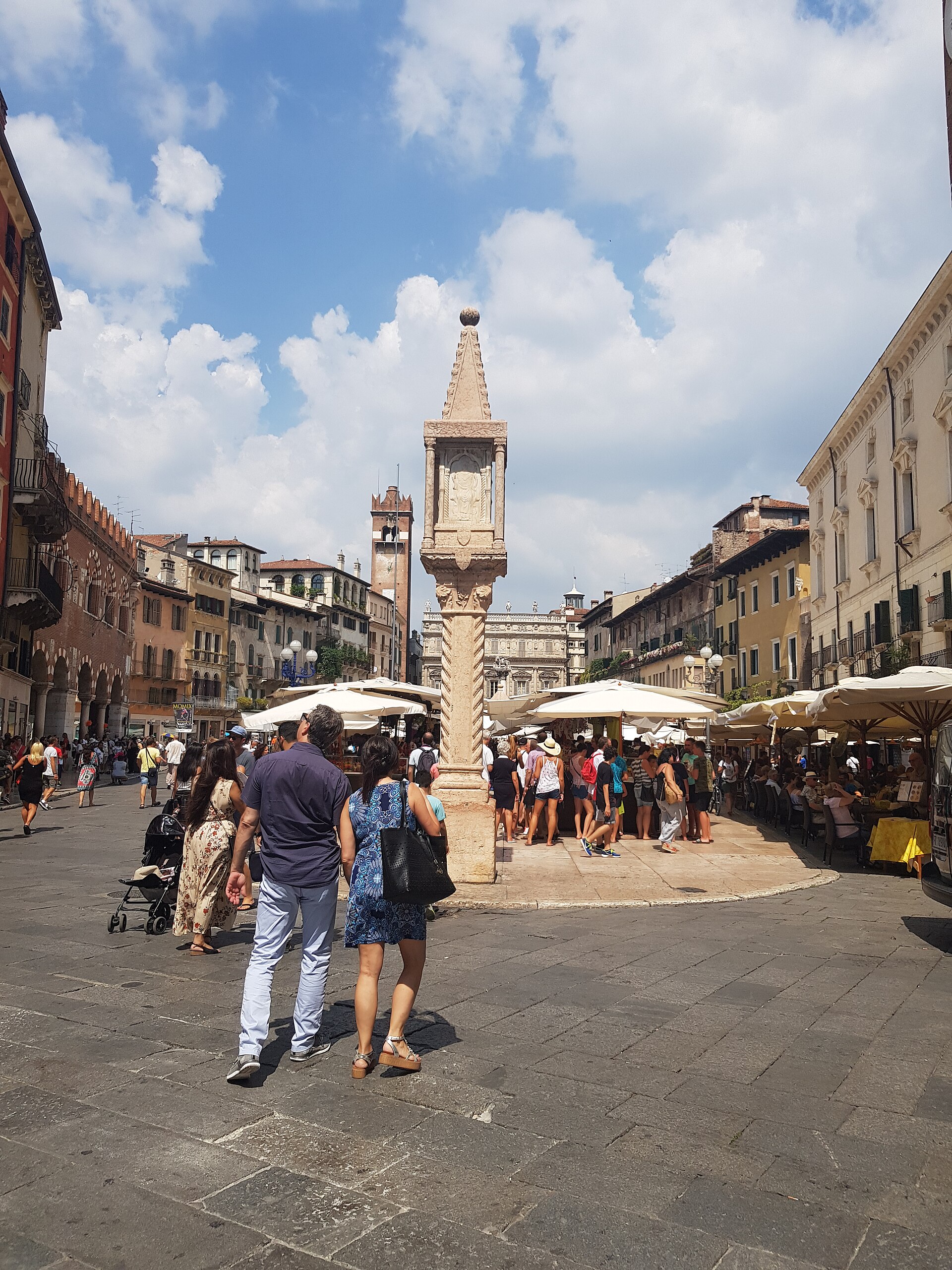 Verona Piazza delle Erbe