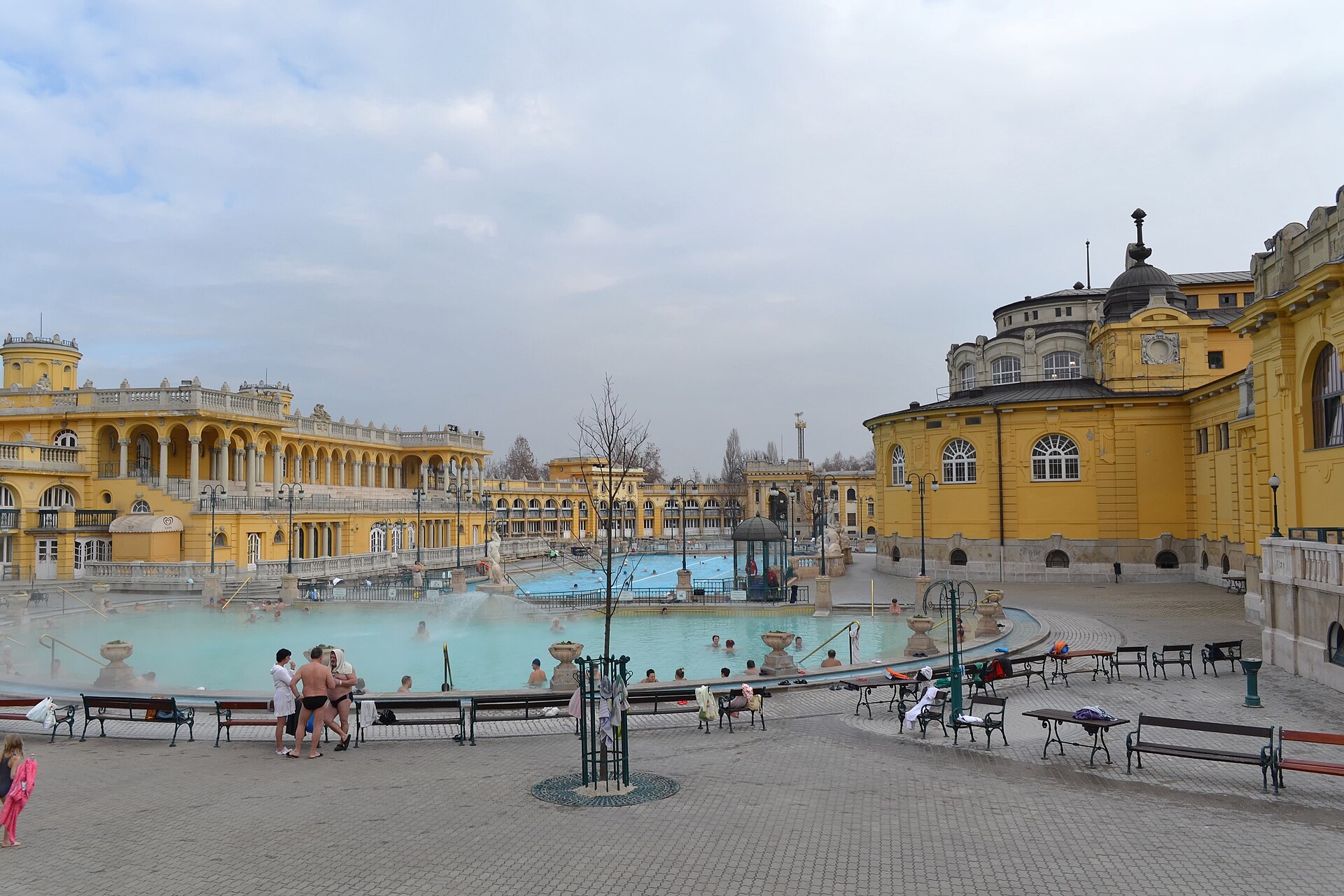 Szechenyi thermal bath outdoor